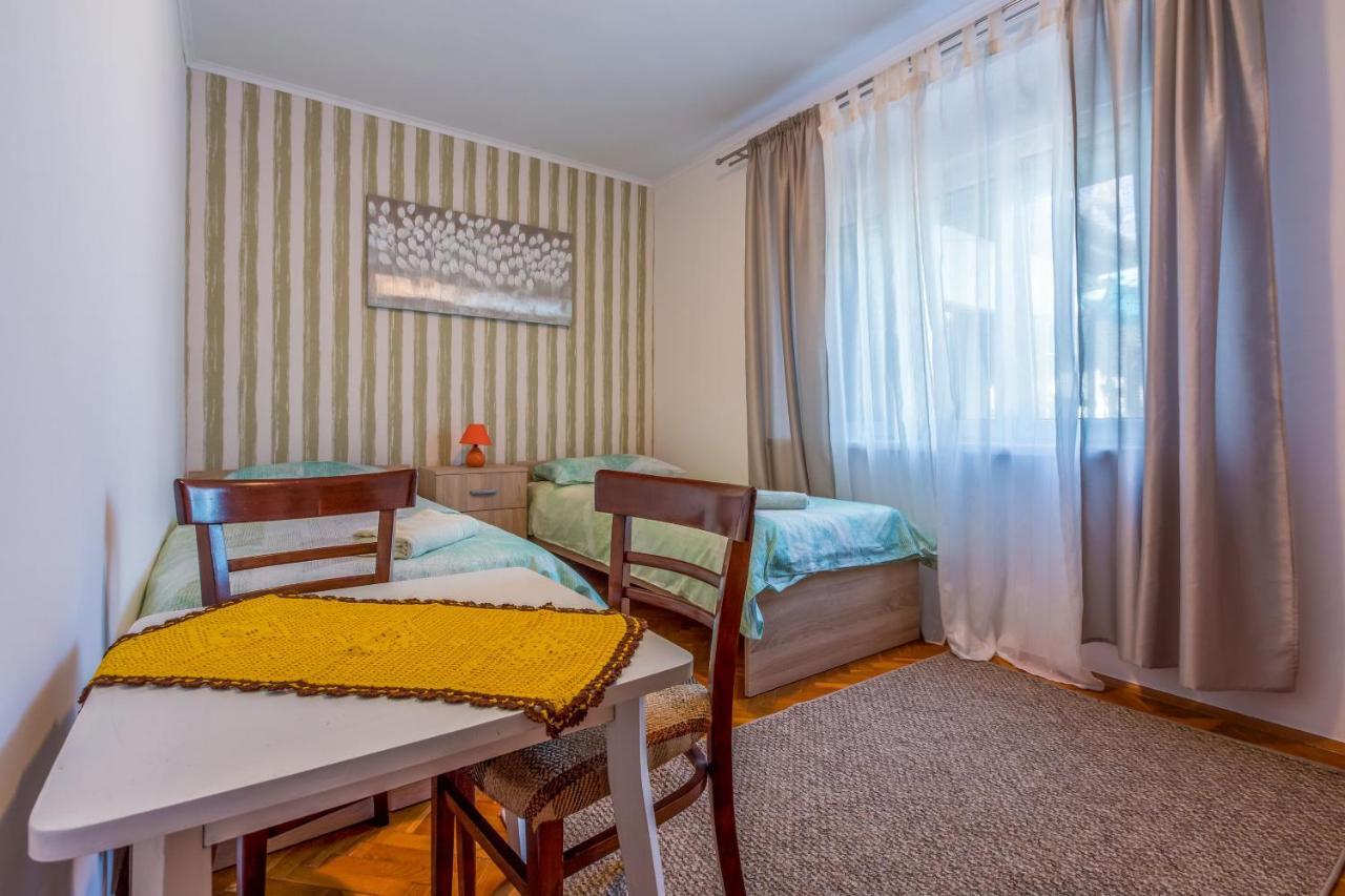 Apartment Leo Nona 诺维·维诺多尔斯基 外观 照片